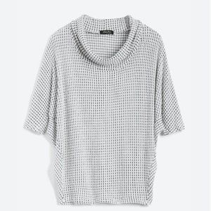 Laila Jayde Cowl Neck Dolman Pull Over XS